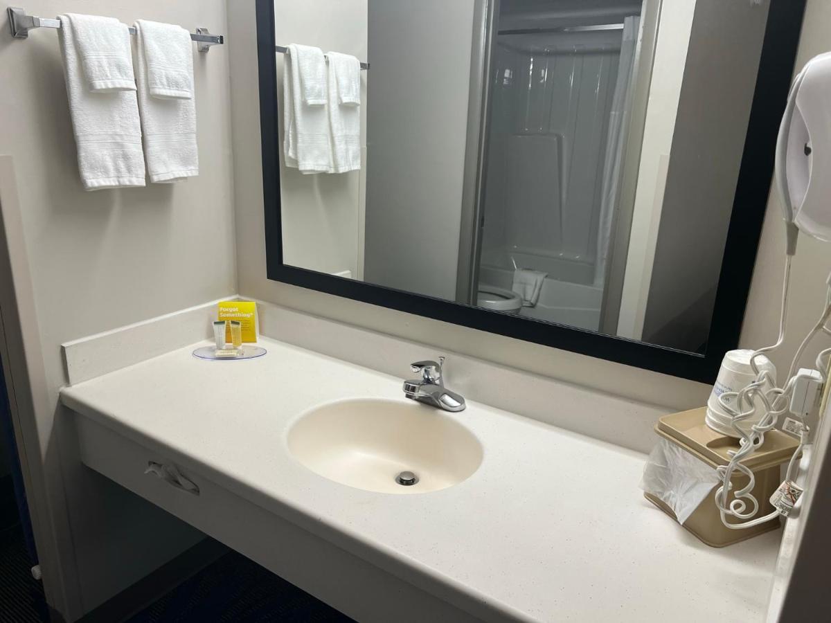Days Inn By Wyndham Valdosta I-75 Ngoại thất bức ảnh