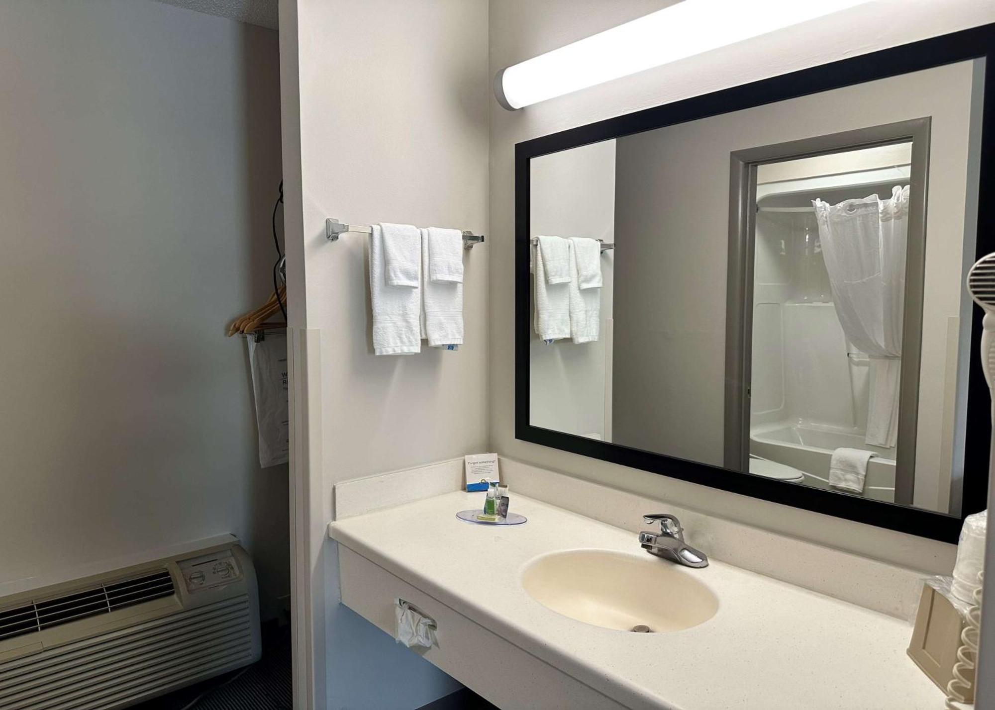 Days Inn By Wyndham Valdosta I-75 Ngoại thất bức ảnh